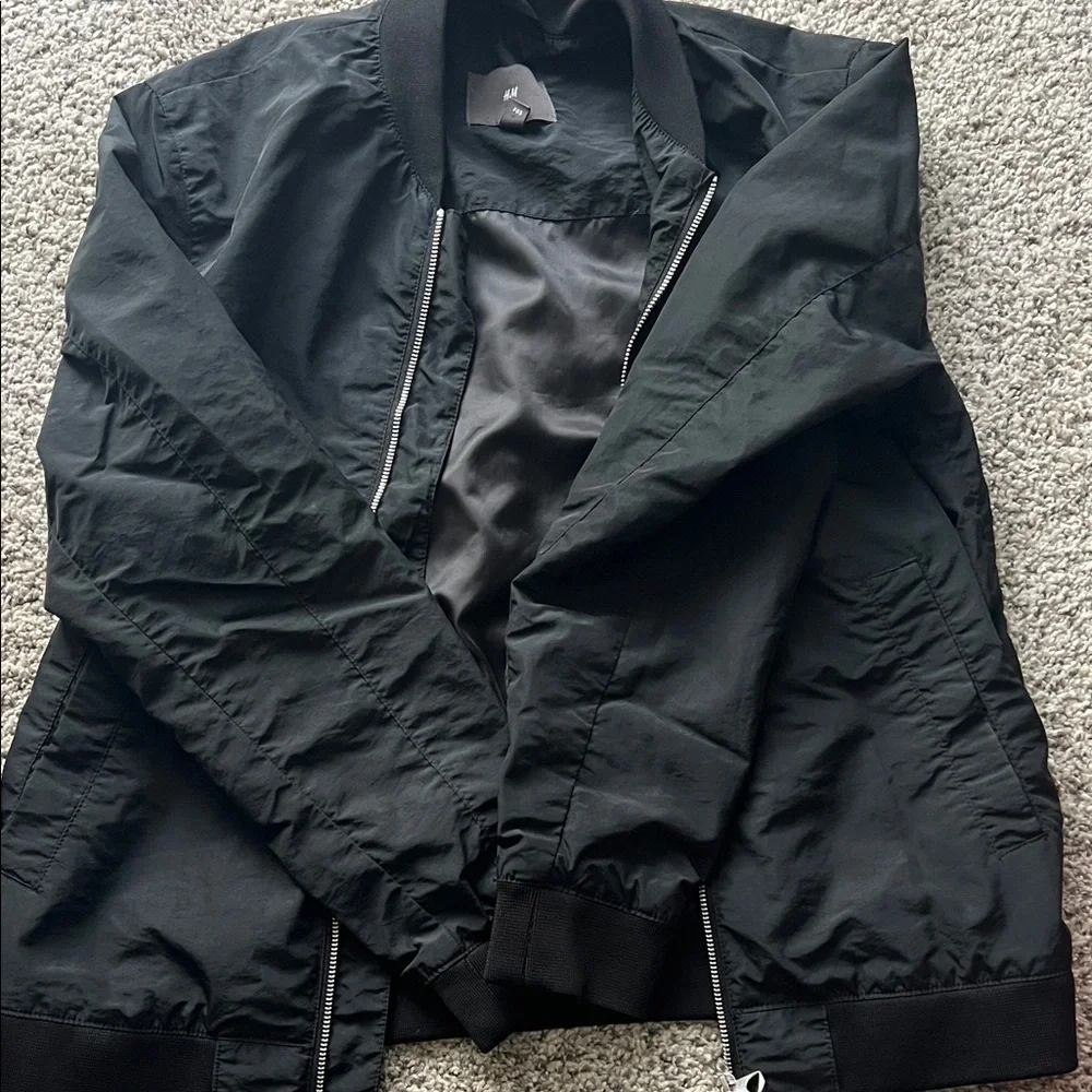 H&M Classic Black Bomber Jacket - Picture 1 of 2